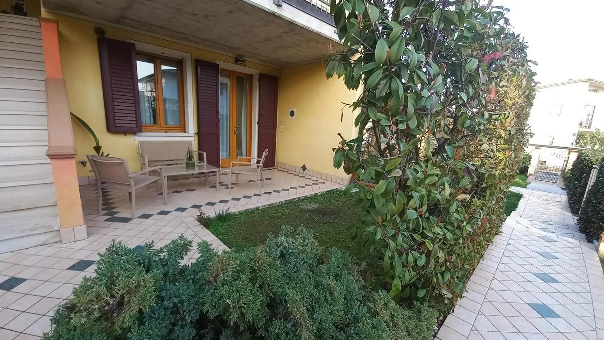 Hoya Apartment Сирмионе Италия