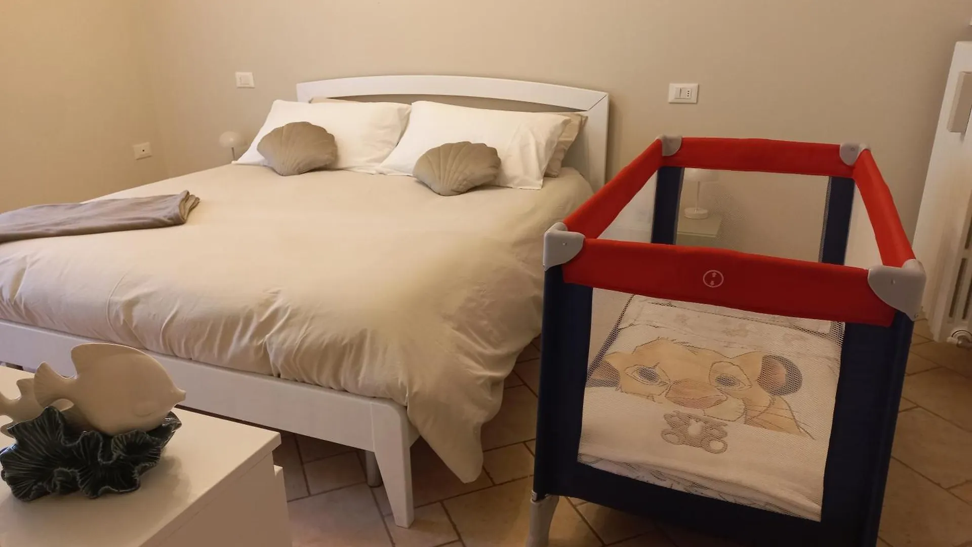 Hoya Apartment Сирмионе